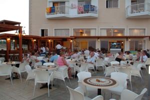 faktureres sofistikeret quagga Rising Star Hotel Apartments in Protaras, Cyprus - HeartOfCyprus